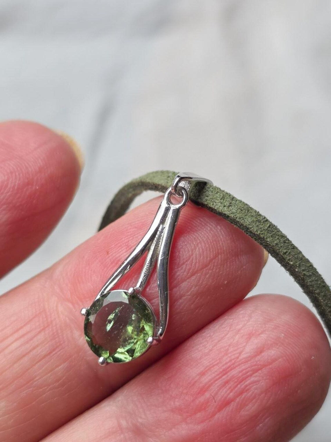 Diamond Cut Moldavite Pendant, Chlum, 0.4g