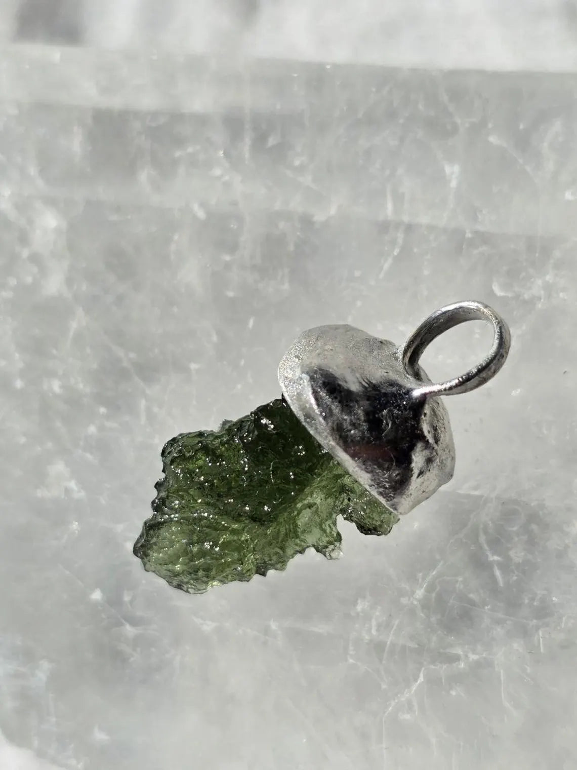 Hedgehog Moldavite Pendant, Nesměň, 1.67g