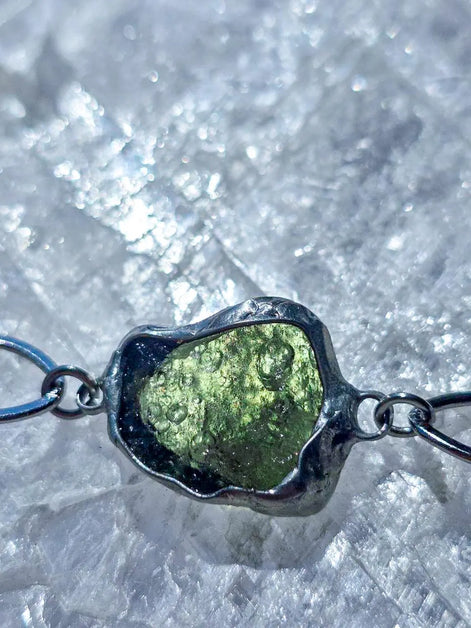 Moldavite Bracelet, Chlum, 2.5g