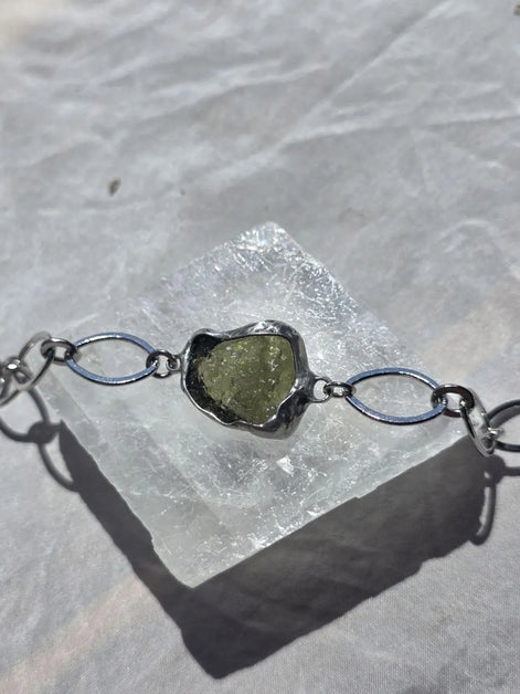 Moldavite Bracelet, Chlum, 2.5g
