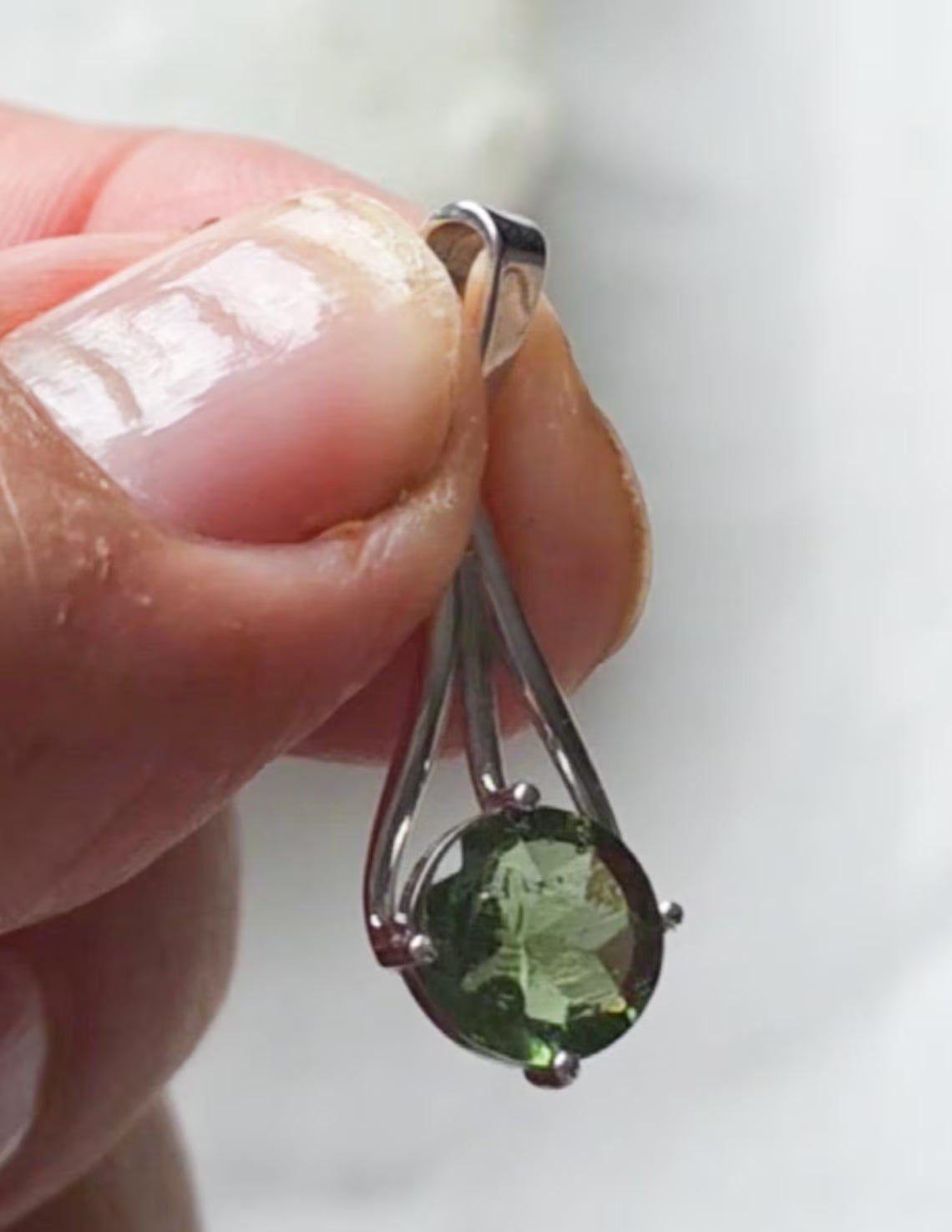 Diamond Cut Moldavite Pendant, Chlum, 0.4g
