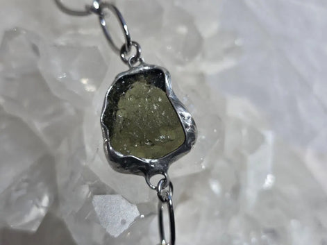 Moldavite Bracelet, Chlum, 2.5g