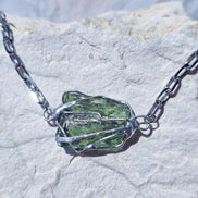 Moldavite Rhodium Brass Bracelet, Marouškovo Pole, 0.83g