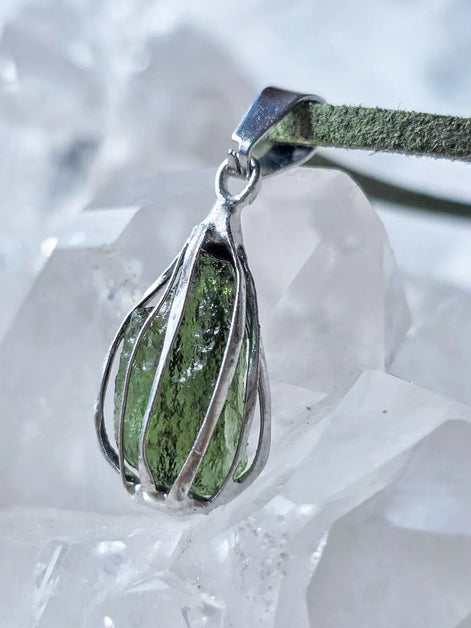 Rich Green Moldavite Pendant, Chlum, 0.75g