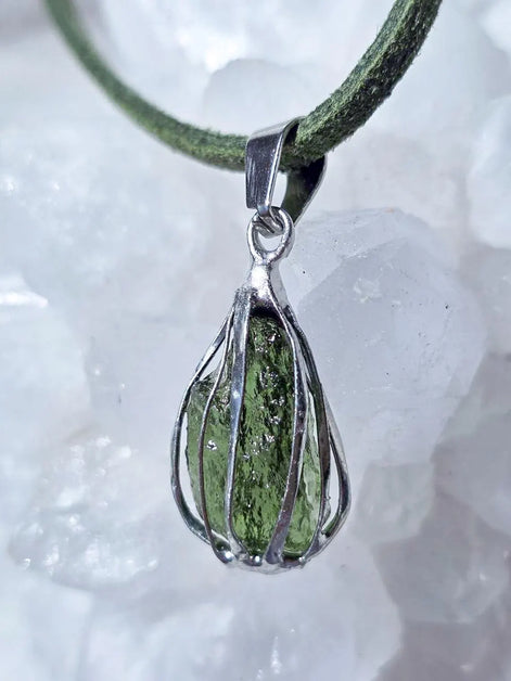Rich Green Moldavite Pendant, Chlum, 0.75g
