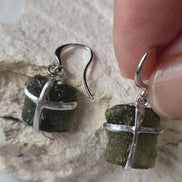 Raw Moldavite Earrings, Ločenice, 1.93g