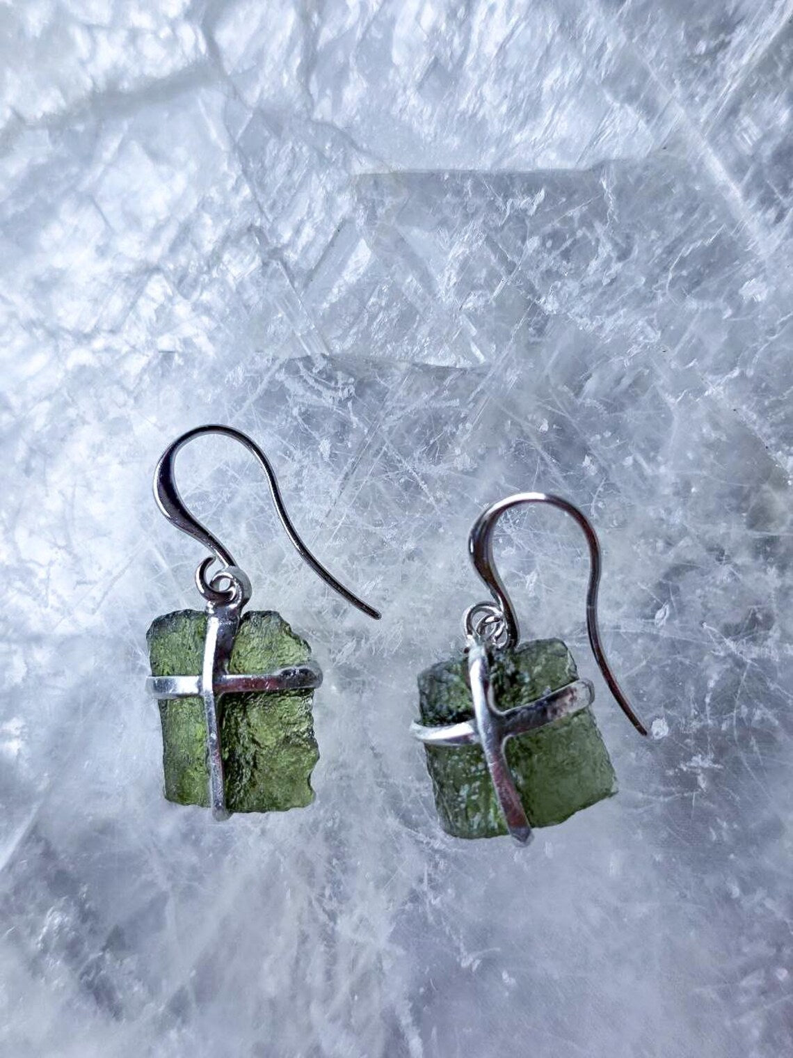 Raw Moldavite Earrings, Ločenice, 1.93g