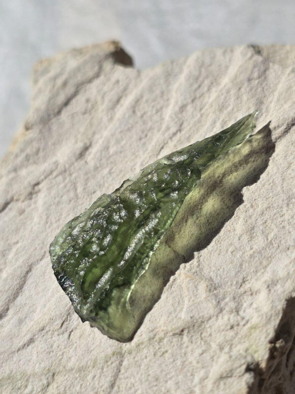 Elegant Moldavite Stone, Vrábče, 2.19g