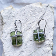 Raw Moldavite Earrings, Ločenice, 1.93g