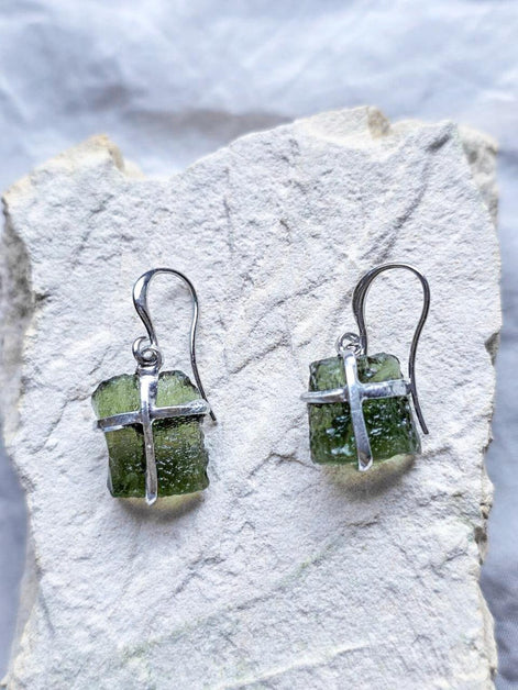 Raw Moldavite Earrings, Ločenice, 1.93g