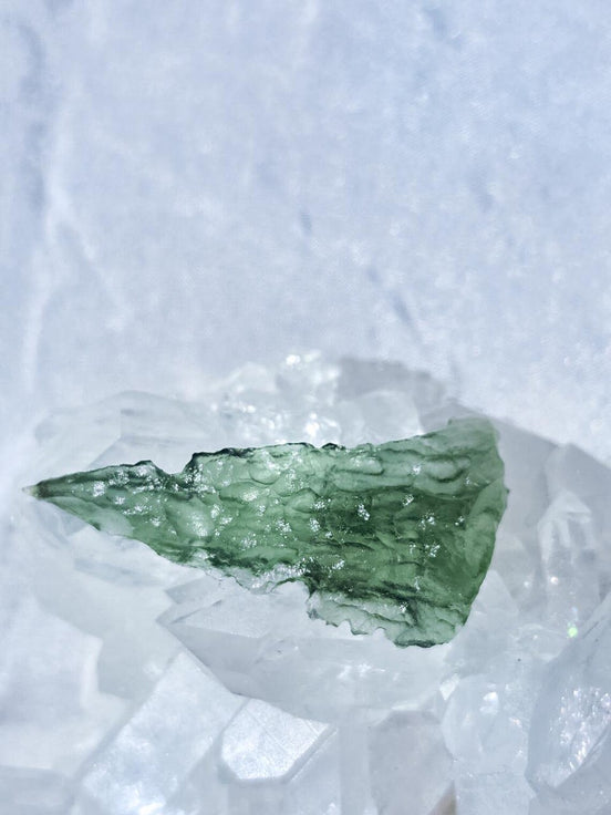 Elegant Moldavite Stone, Vrábče, 2.19g