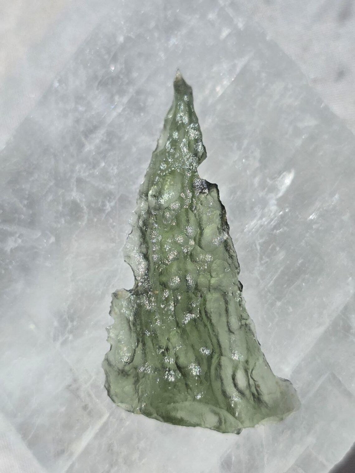 Elegant Moldavite Stone, Vrábče, 2.19g