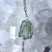 Moldavite Rhodium Brass Bracelet, Marouškovo Pole, 0.83g