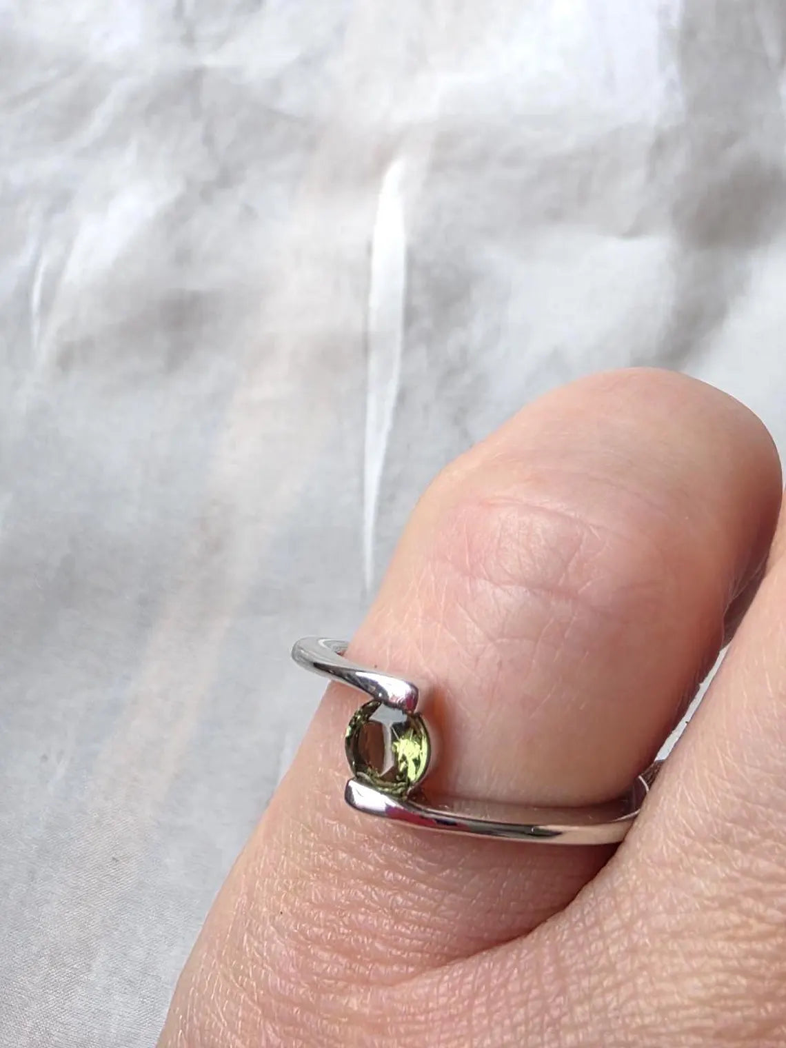 Faceted Moldavite Ring, Chlum, 0.2g