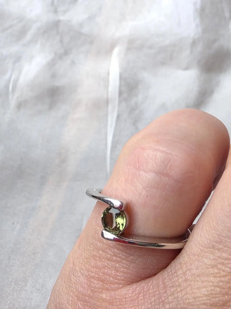 Faceted Moldavite Ring, Chlum, 0.2g