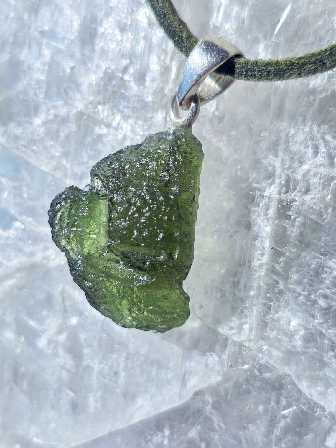 Moldavite Silver Pendant, Chlum, 2.35g