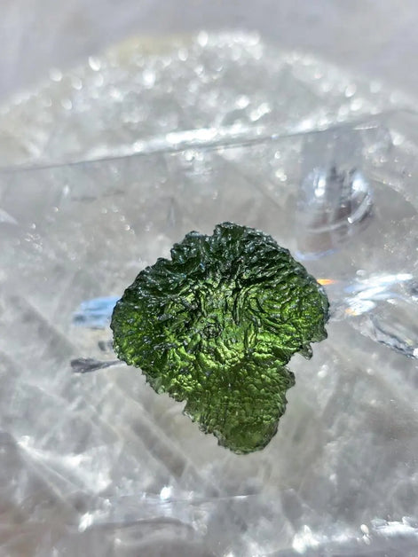Natural Moldavite Stone, Nesměň, 8g