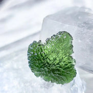Natural Moldavite Stone, Nesměň, 8g