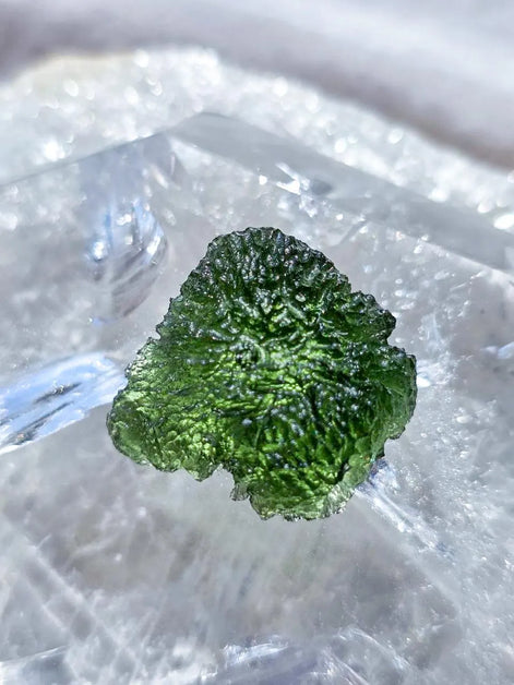 Natural Moldavite Stone, Nesměň, 8g
