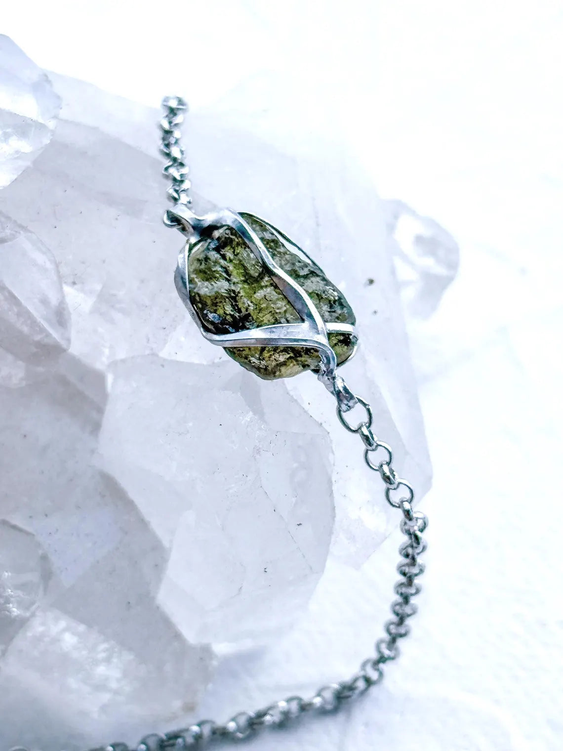 Elegant Moldavite Bracelet, Chlum, 0.8g