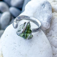 Sculptural Moldavite Ring, Chlum, 0.70g