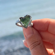 Moldavite Heart Ring, Nesměň, 0.94g
