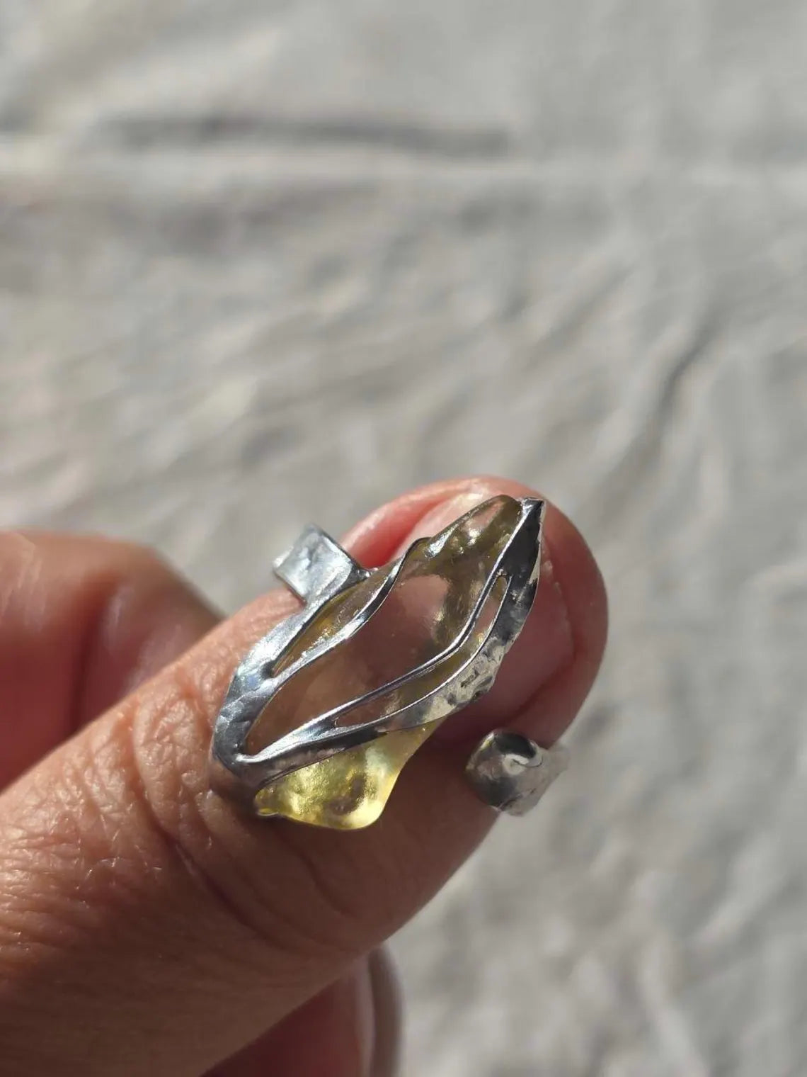 Libyan Desert Glass Ring, 1.7g