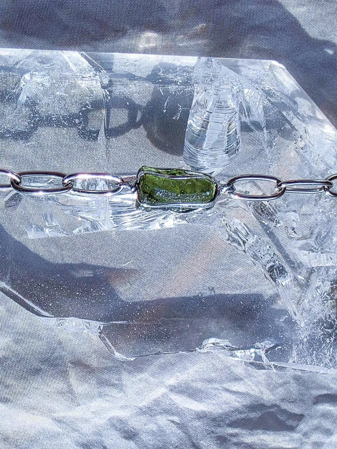 Natural Moldavite Bracelet, Chlum, 1g