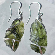 Raw Moldavite earrings with 2.31 g natural Moldavites from Vrábče in handcrafted tin alloy settings