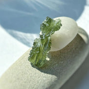 Natural green Ježkovna moldavite from Besednice, 3.9g, with a sculpted surface